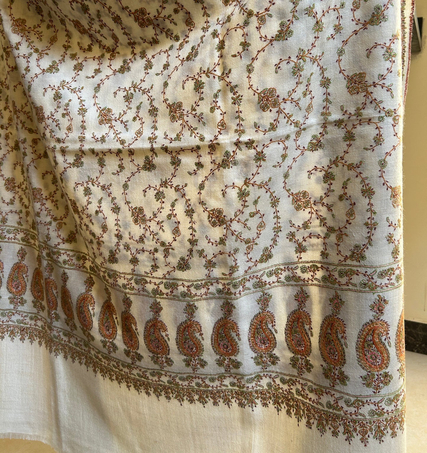 Paisley Jaali Handmade Pashmina Shawl