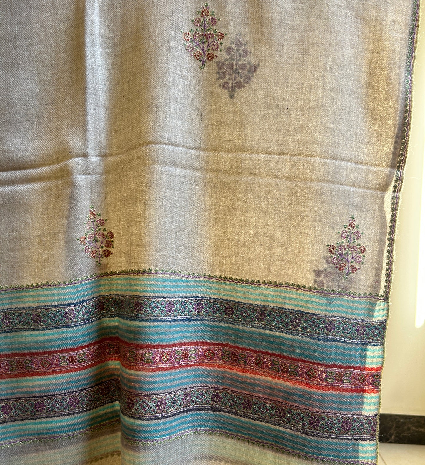 Truhashi Botidar Handmade Pashmina Shawl