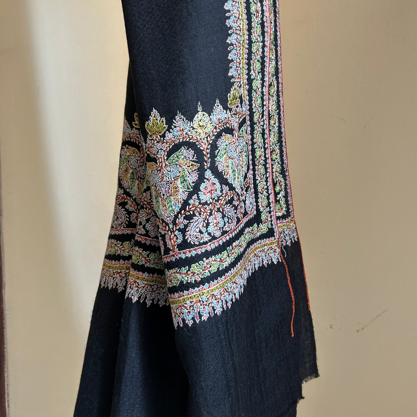 Black Garden Paldaar Handmade Pashmina Shawl