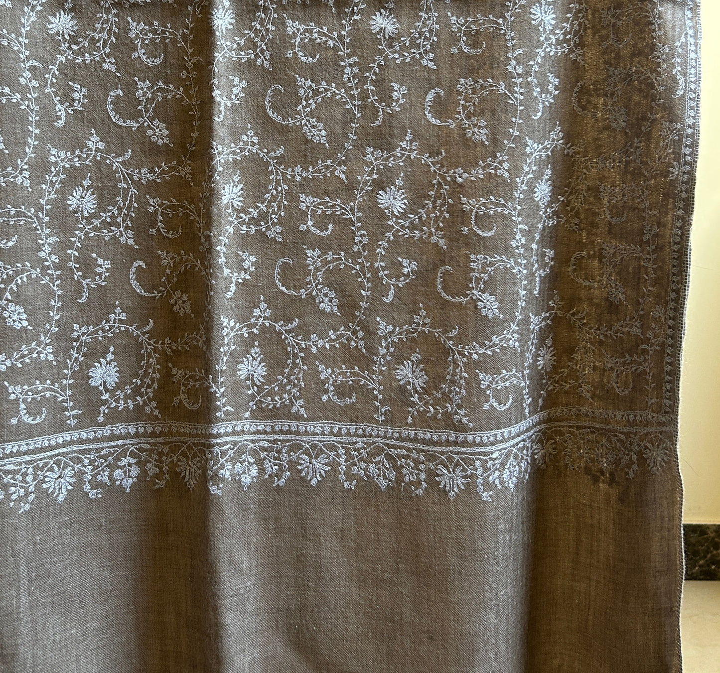 Beige Jalidar Handmade Pashmina Stole