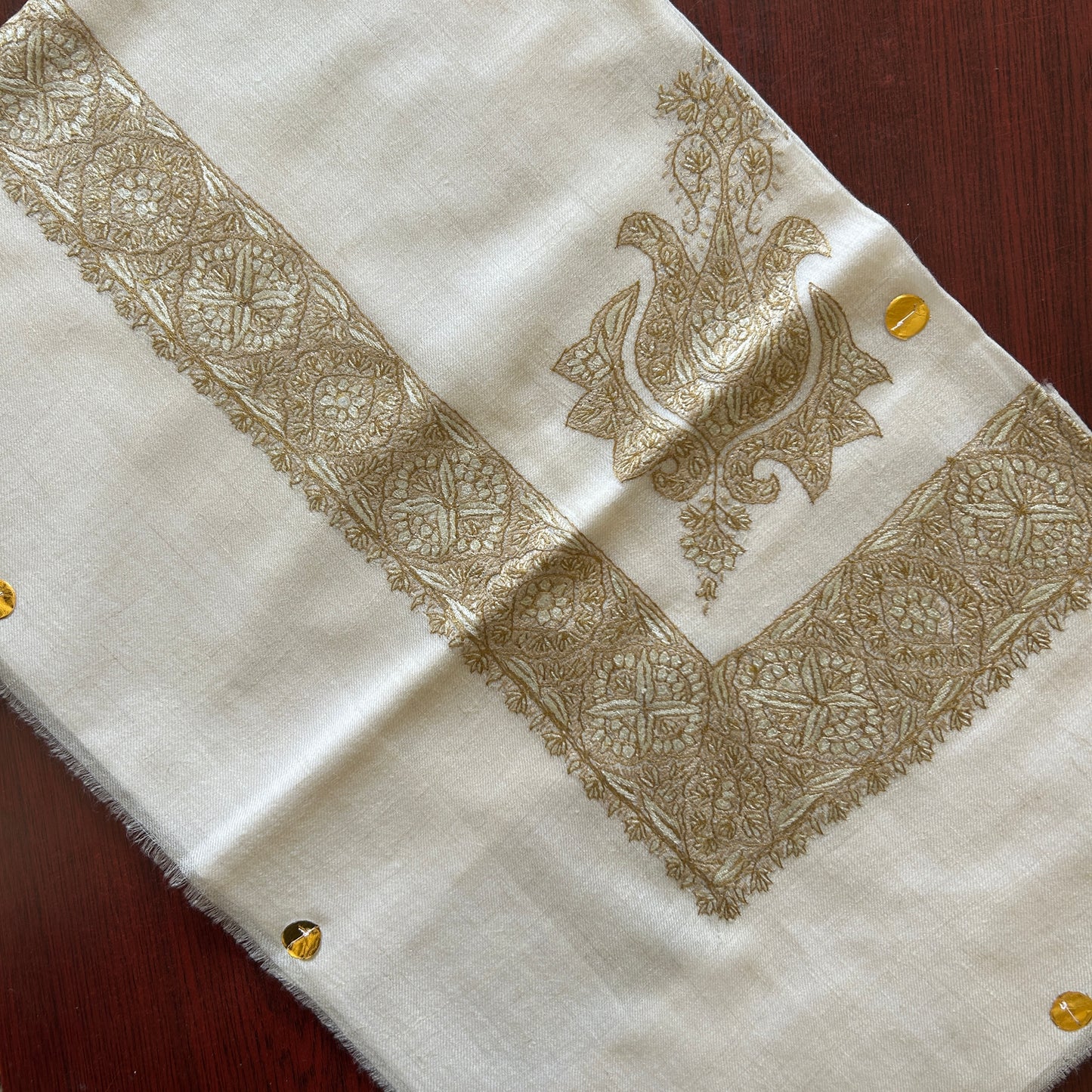 Golden Handmade Full Turma