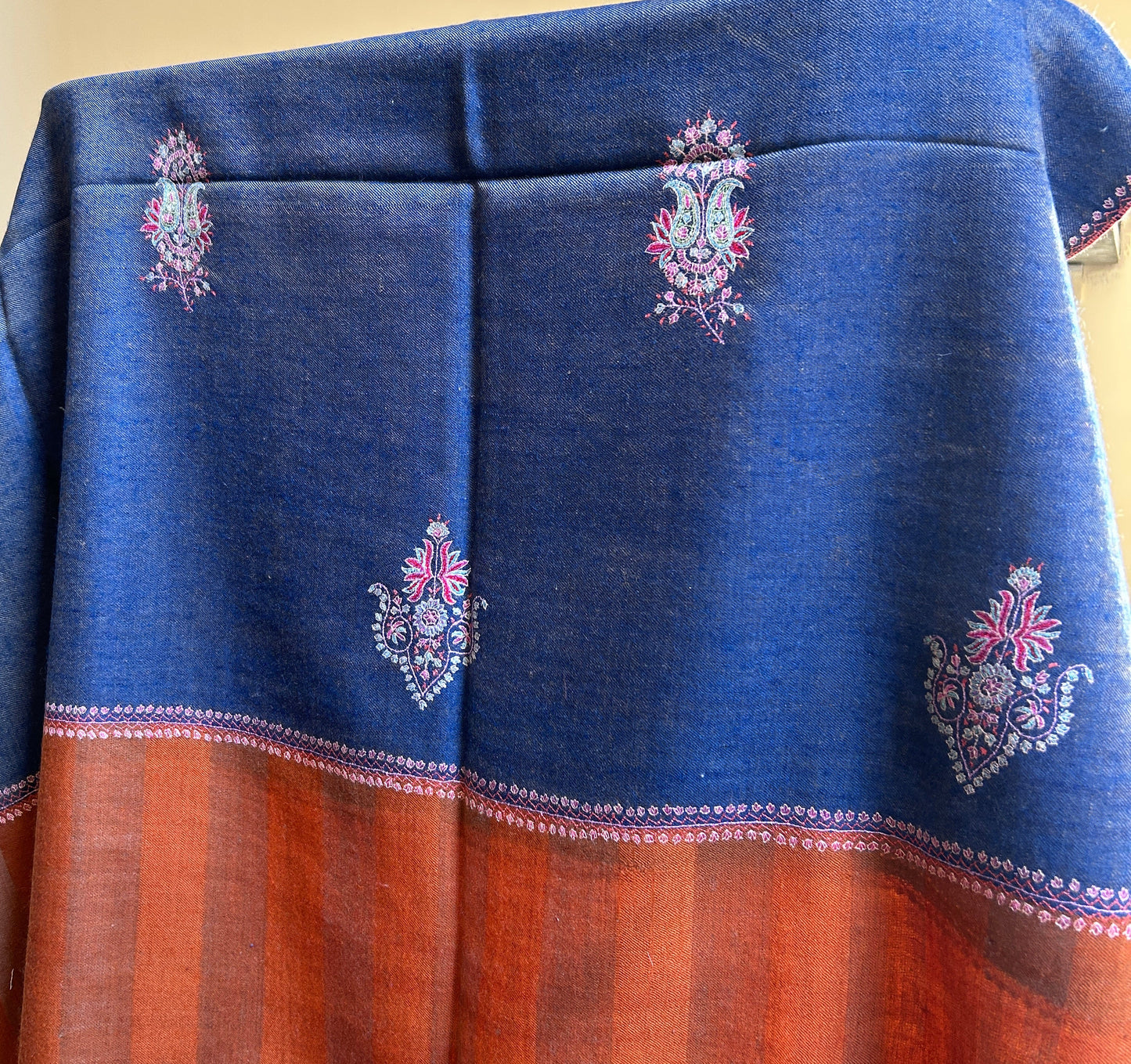 Botidar Tangerine Blue Handmade Pashmina Shawl