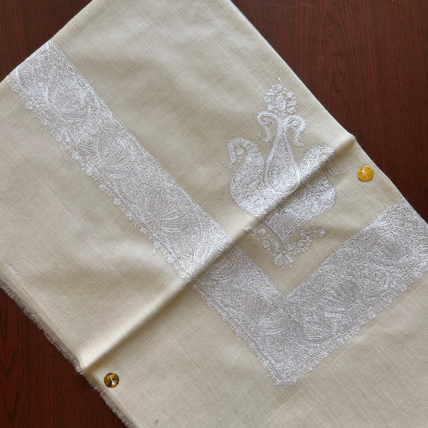 White Royale Handmade Full Turma