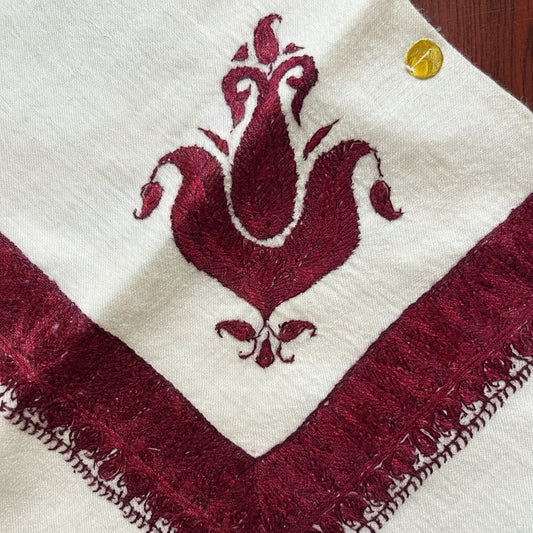 Maroon on White Handmade Pashmina Shawl